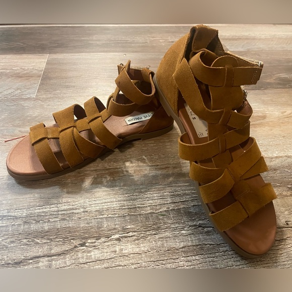 Steve Madden Gali Gladiator Sandal. Brown. Size 8.5 - Picture 2 of 4